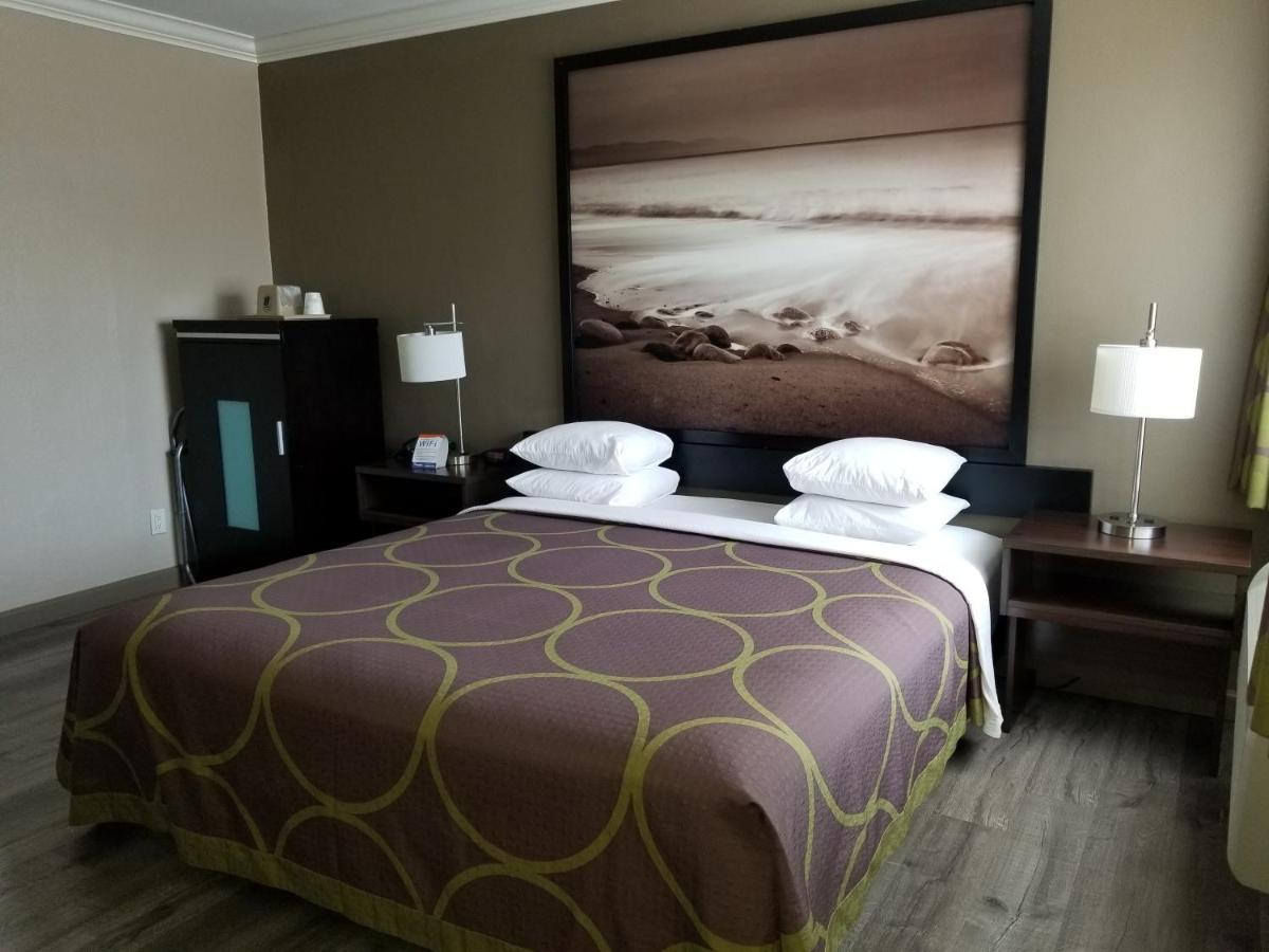 Super 8 By Wyndham Los Angeles-Culver City Area Luaran gambar