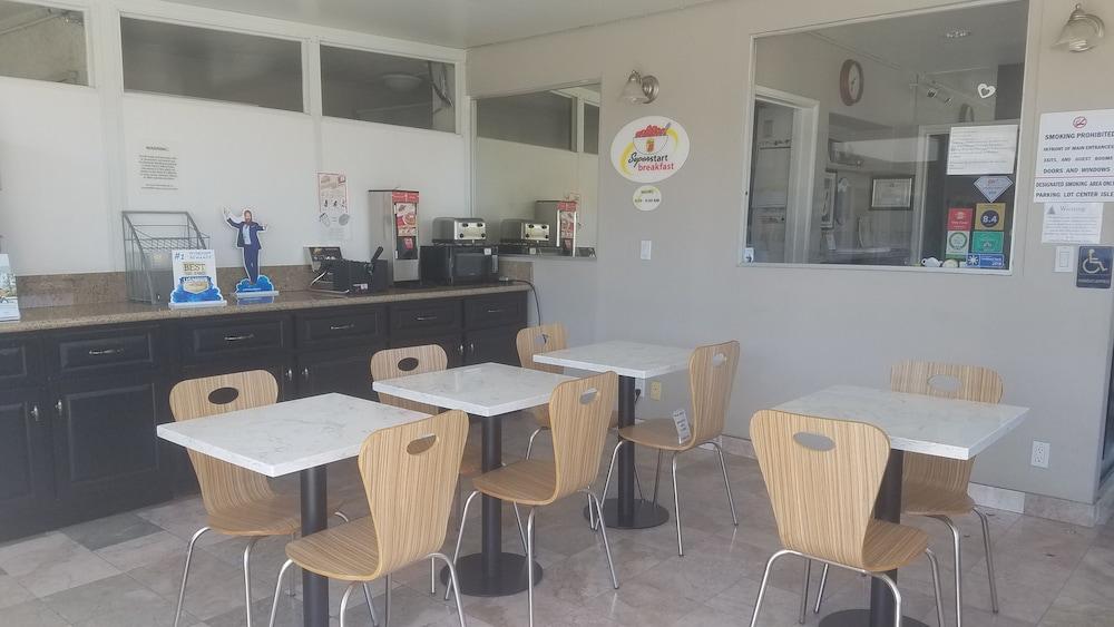 Super 8 By Wyndham Los Angeles-Culver City Area Luaran gambar