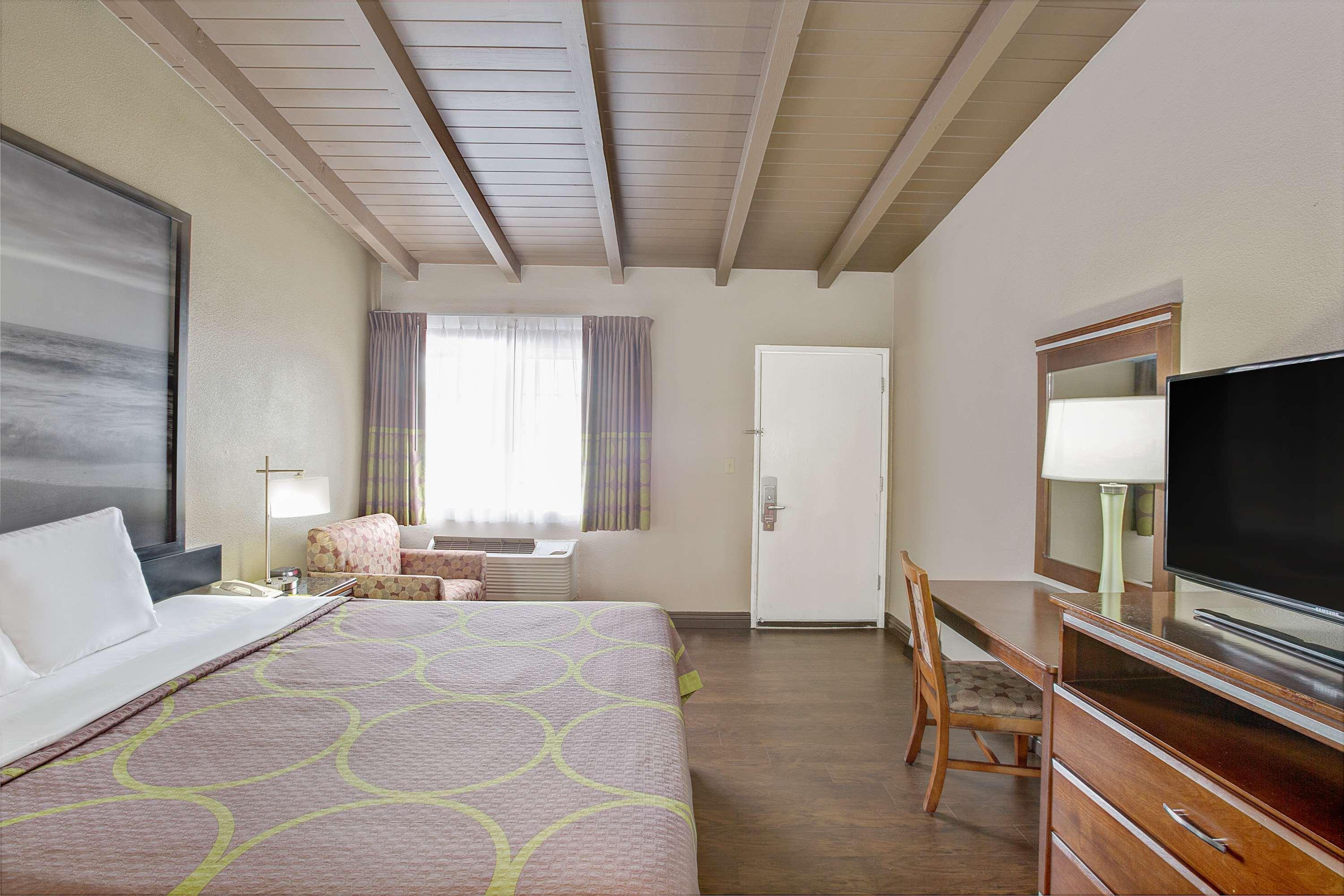 Super 8 By Wyndham Los Angeles-Culver City Area Luaran gambar