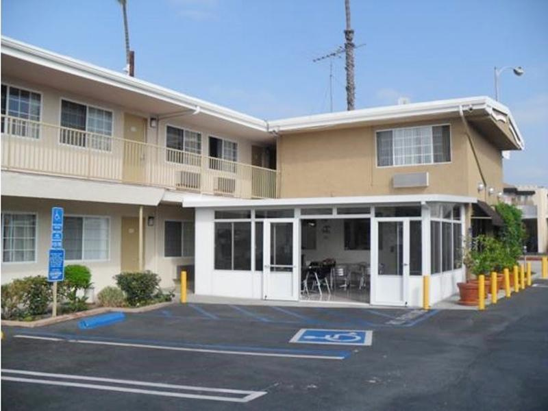 Super 8 By Wyndham Los Angeles-Culver City Area Luaran gambar