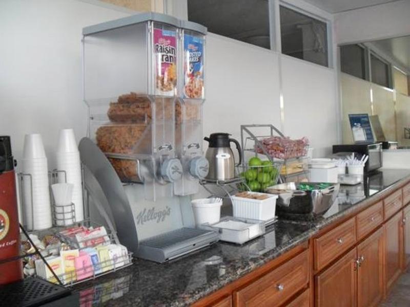 Super 8 By Wyndham Los Angeles-Culver City Area Luaran gambar